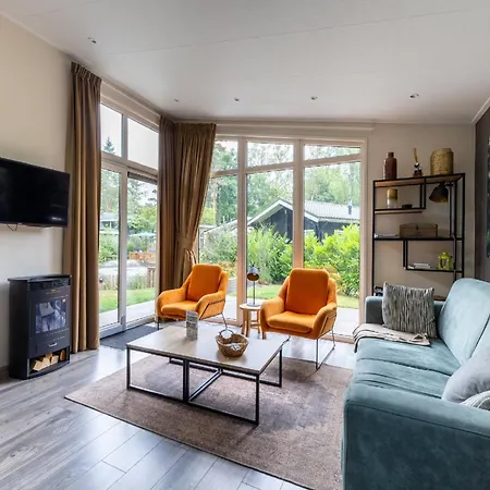 Дом отдыха Stylish Near Veluwe, Cleaning Included