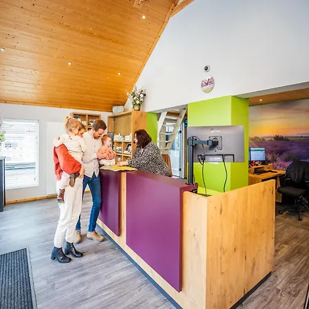 Stylish Near Veluwe, Cleaning Included Дом отдыха Хундерло